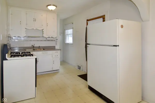 1127 Bacon ST, Indianapolis, IN 46227