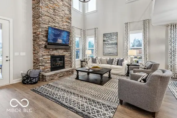 1328 Dutchess DR, Westfield, IN 46074