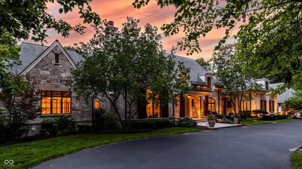 11555 Willow Springs DR, Zionsville, IN 46077