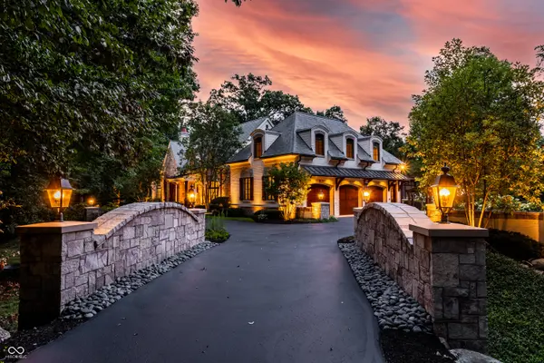 11555 Willow Springs DR, Zionsville, IN 46077