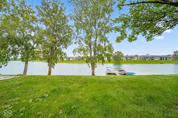 7432 Harbour Isle, Indianapolis, IN 46240