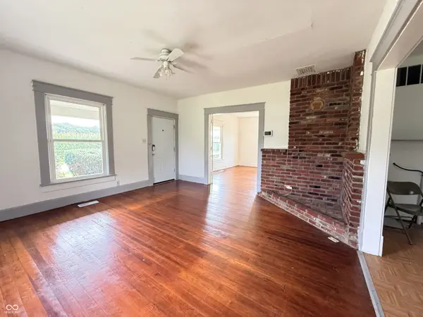 5559 S 1000 E, New Ross, IN 47968
