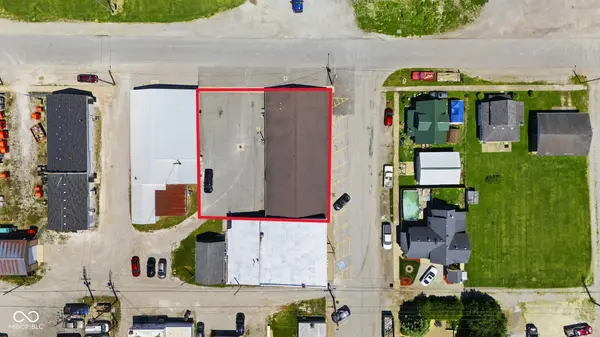 208 N Meridian ST, Roachdale, IN 46172
