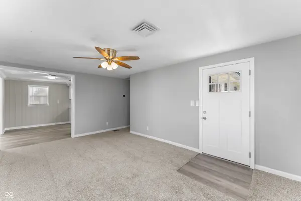 904 Twin Circle DR, Seymour, IN 47274