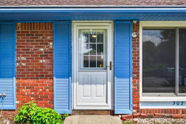302 Oakden RD, Whiteland, IN 46184