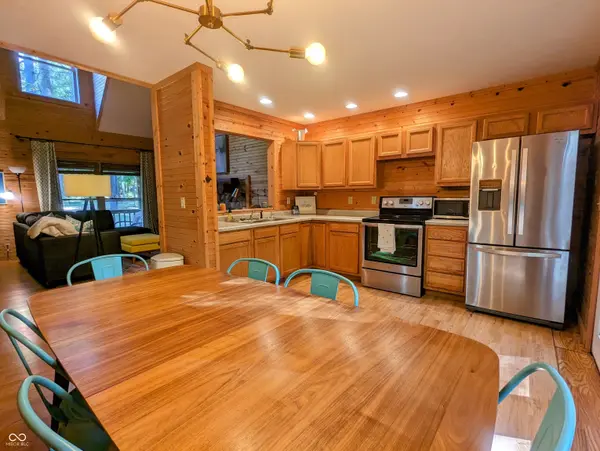 535 N Cove RD, Rockville, IN 47872
