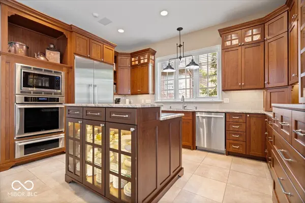 12060 Sail Place DR, Indianapolis, IN 46256