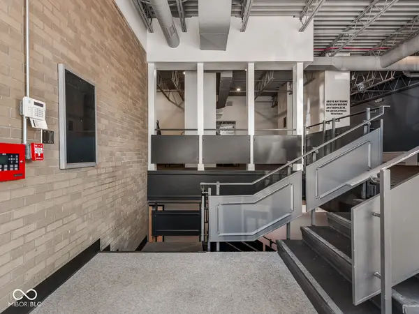 2021 E 52nd ST #103, Indianapolis, IN 46205