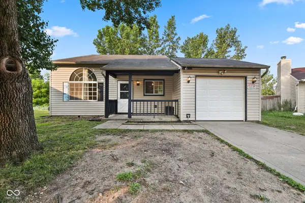 1819 Keystone Lakes DR, Indianapolis, IN 46237