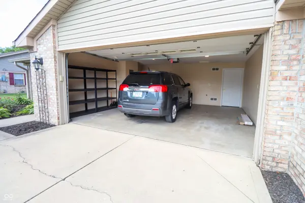 5336 Oak Harbor CT, Indianapolis, IN 46237