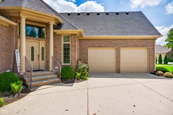 1514 Ashwood CT, Greenwood, IN 46143