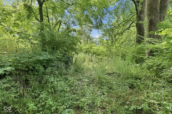 7445 W 93rd ST, Zionsville, IN 46077