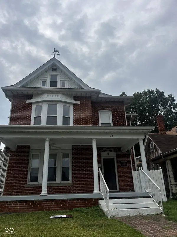 71 W High ST, Mooresville, IN 46158