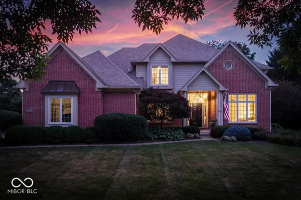 10512 Chestnut Hill CIR, Fishers, IN 46037
