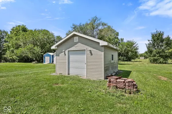 7877 N 600 W, Fairland, IN 46126