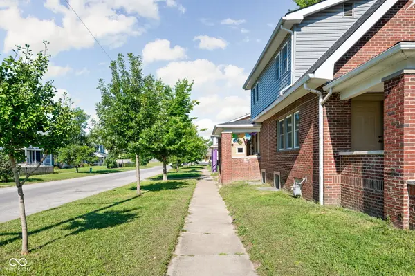 1724 Woodlawn AVE, Indianapolis, IN 46203