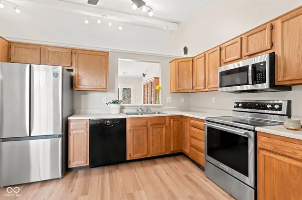 5443 Pine Hill DR, Noblesville, IN 46062