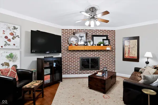 913 Kildeer CT, Zionsville, IN 46077