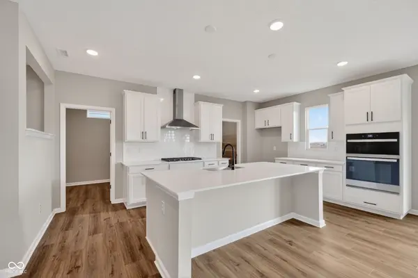 16090 Showdown RD, Noblesville, IN 46060