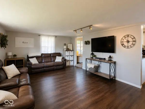 663 Van AVE, Shelbyville, IN 46176