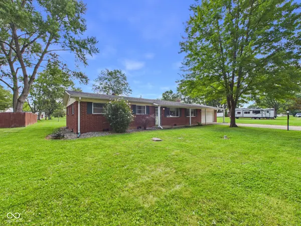 2400 Anthony DR, Anderson, IN 46012
