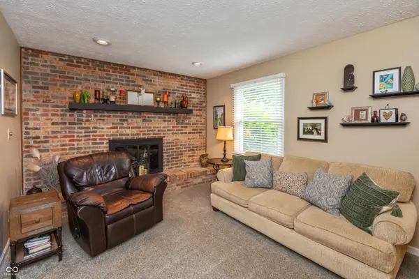 33 Fairlane DR, Brownsburg, IN 46112