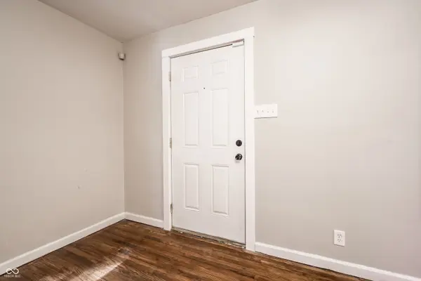 1961 N Dequincy ST, Indianapolis, IN 46218