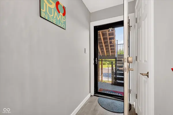 102 Clarendon DR #APT 305, Noblesville, IN 46062