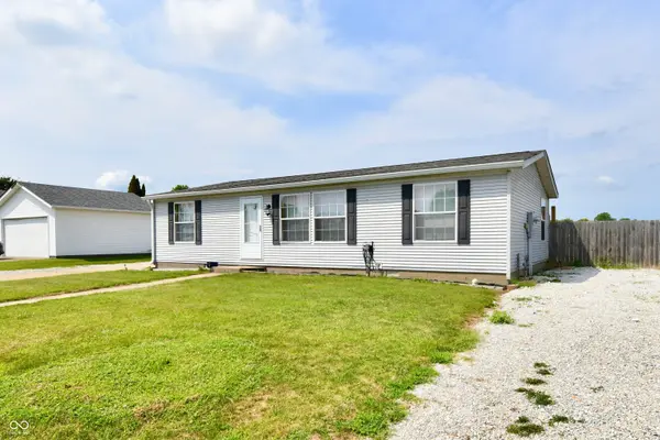 707 N Barbara DR, Rushville, IN 46173