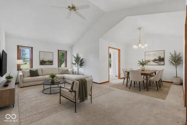 737 Cottage LN, Greenwood, IN 46143
