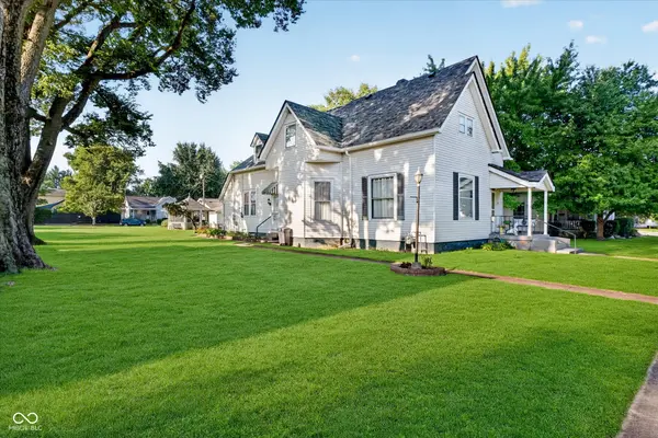 319 W Washington ST, Shelbyville, IN 46176