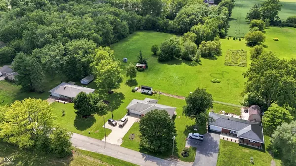 24328 Jerkwater RD, Sheridan, IN 46069