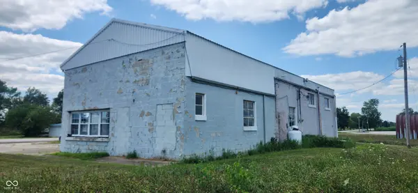4394 E Us Highway 52 RD, Rushville, IN 46173