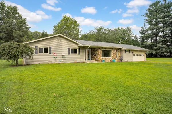 9876 N County Road 1200 E, Seymour, IN 47274