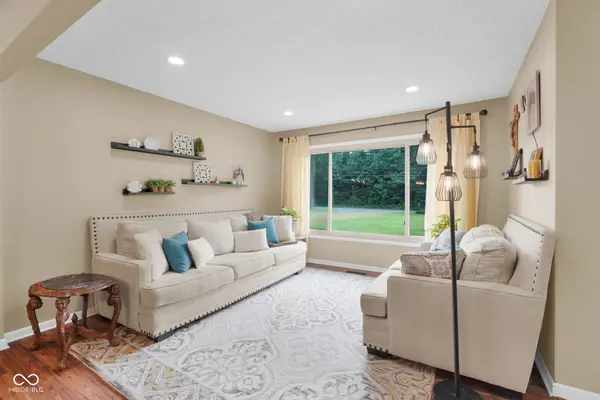 9876 N County Road 1200 E, Seymour, IN 47274