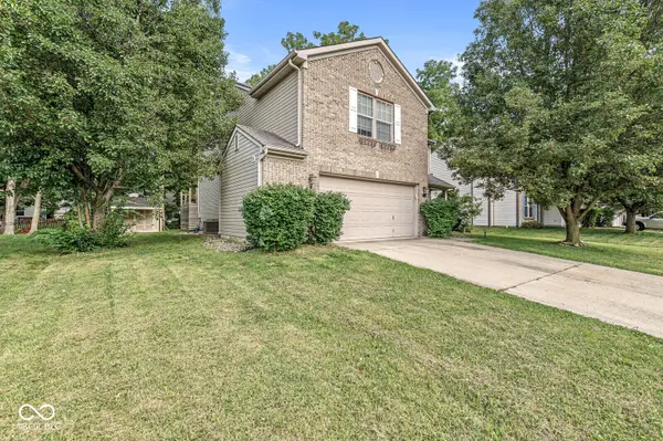 649 Weeping Way LN, Avon, IN 46123