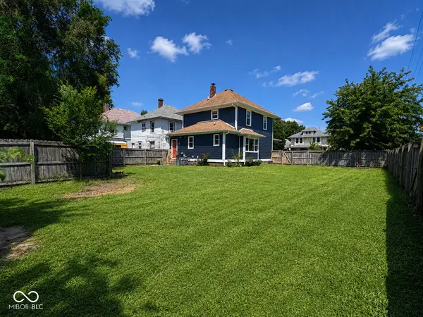 3006 Ruckle ST, Indianapolis, IN 46205