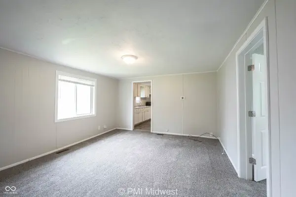 334 Ellis ST, Plainfield, IN 46168