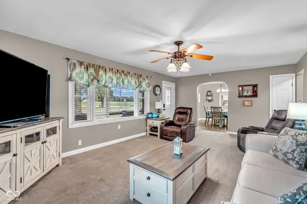 2490 W County Road 400 RD S, Clayton, IN 46118