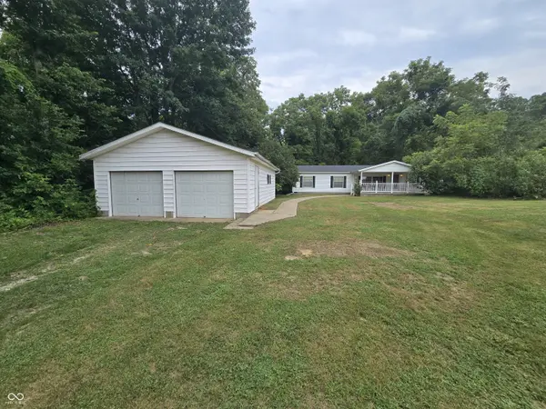 7472 Stogsdill RD, Bloomington, IN 47404