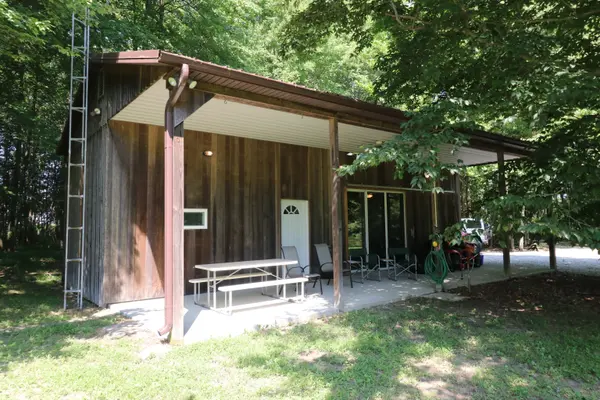 2697 W County Rd 1150 N, Batesville, IN 47006