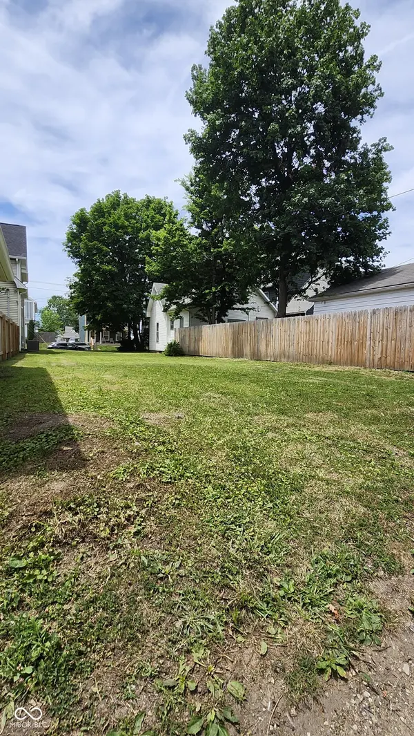 1447 S East ST, Indianapolis, IN 46225
