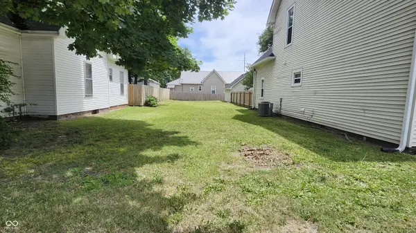 1447 S East ST, Indianapolis, IN 46225