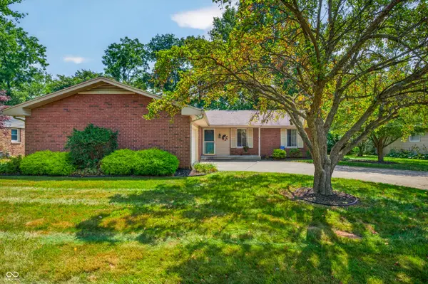 2725 Wedgewood DR, Columbus, IN 47203