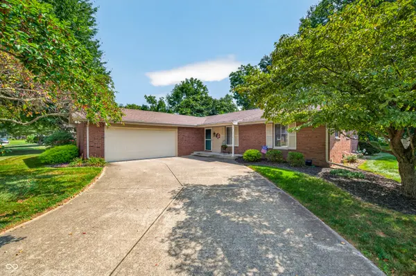 2725 Wedgewood DR, Columbus, IN 47203