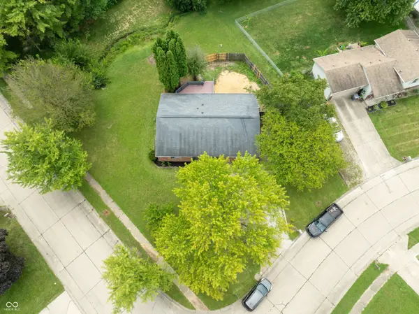 7832 Gordon WAY, Indianapolis, IN 46237