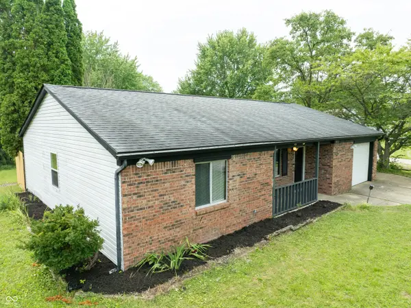7832 Gordon WAY, Indianapolis, IN 46237