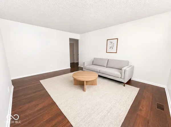 5512 Dollar Hide South RD, Indianapolis, IN 46221