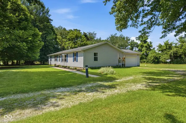 2572 W Buckingham DR, Crawfordsville, IN 47933