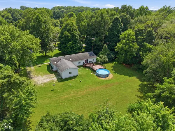 2572 W Buckingham DR, Crawfordsville, IN 47933